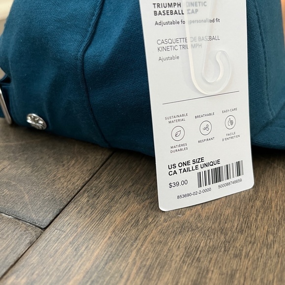 Athleta Triumph Kinetic Baseball Cap